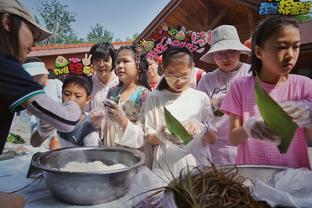 李圣龙：拍写真照是给自己留纪念，儿子不光模仿自己唱歌还写歌